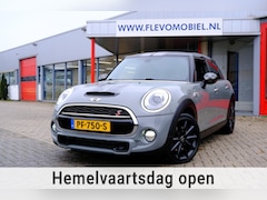 MINI John Cooper Works - S 2.0 192pk JCW Chili Serious Business Aut. Leder|Navi|Sporstoelen|LMV