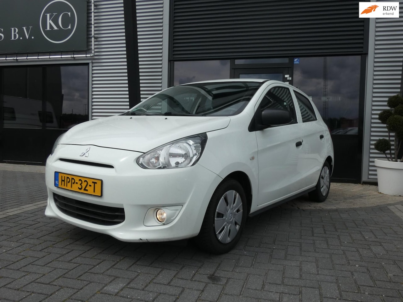 Mitsubishi Space Star - 1.0 Intense 1.0 Intense - AutoWereld.nl