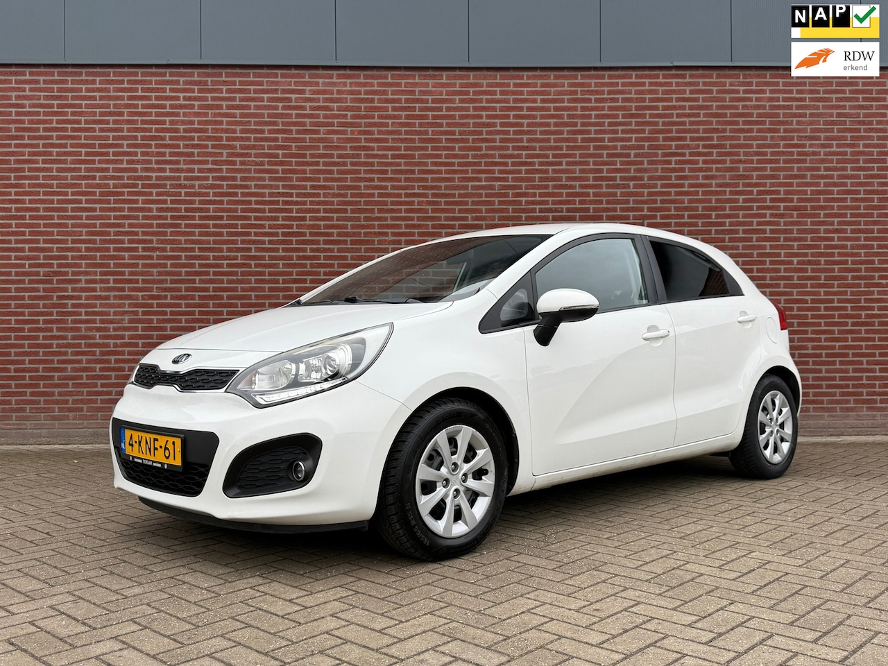 Kia Rio - 1.2 CVVT Plus Pack / Nap / Airco / Trekhaak - AutoWereld.nl