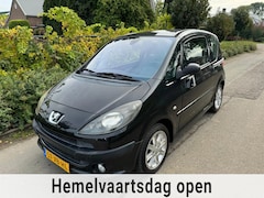 Peugeot 1007 - 1.4-16V Sesam Sporty