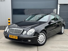 Mercedes-Benz E-klasse - 200 K. Elegance AUT / CLIMA / CRUISE / PDC