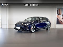 BMW 1-serie - 120 M Sport Design Edition | M Sport | Harman Kardon | Achteruitrijcamera | Trekhaak |