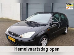 Ford Focus - 1.4-16V Ambiente Airco 2004