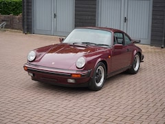 Porsche 911 - coupe sunroof 3.2 carrera Matching