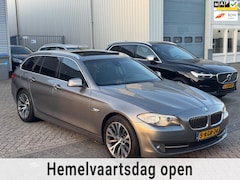 BMW 5-serie Touring - 520d High Executive Xenon | Leder | Pano | Navi