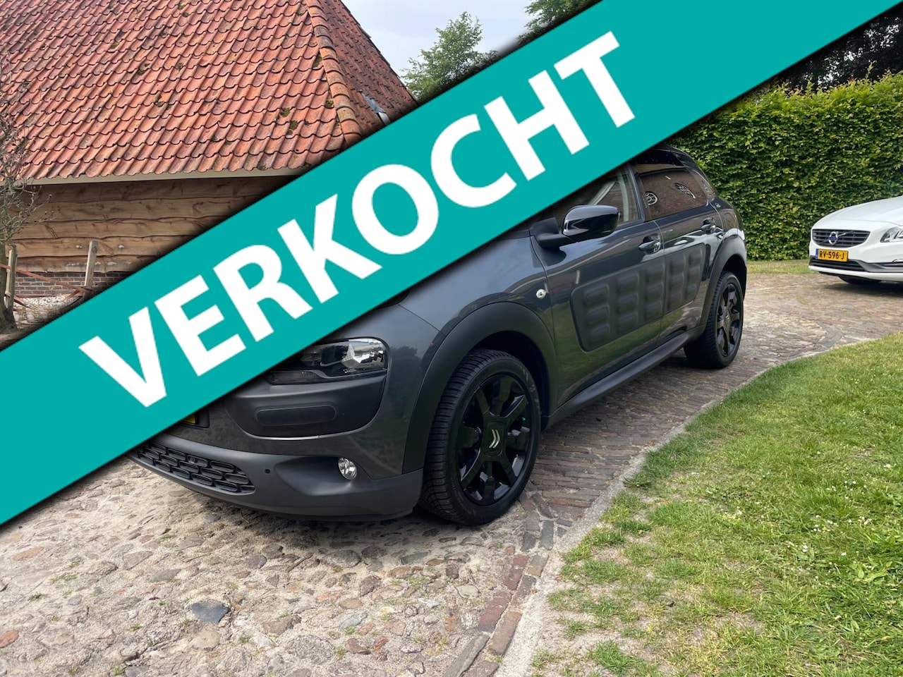 Citroën C4 Cactus - 1.2 PureTech Business Plus-Pano-Navi-Camera- - AutoWereld.nl