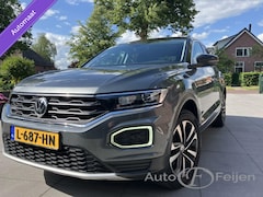 Volkswagen T-Roc - DSG 1.5 TSI Style Business IQ Drive Virtual Cockpit Afn Haak Navigatie Cruise ACC LM All S