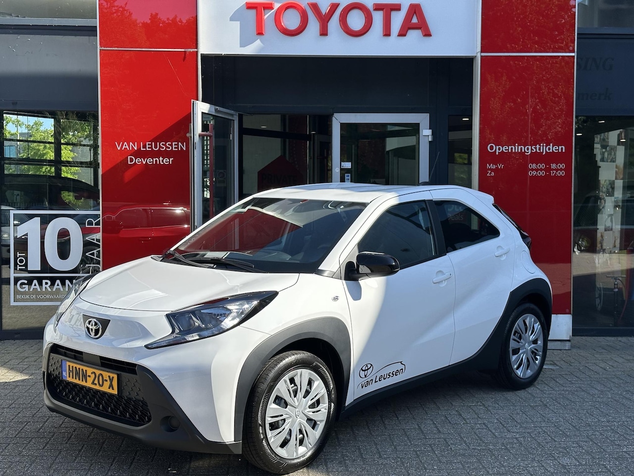 Toyota Aygo X - 1.0 VVT-i AUTOMAAT Play - AutoWereld.nl