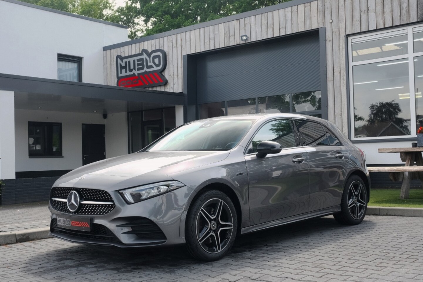 Mercedes-Benz A-klasse - 250 e AMG Burmester, Sfeerverlichting - AutoWereld.nl