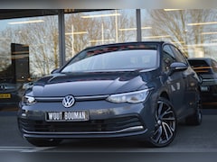 Volkswagen Golf - 1.5 eTSI Style DSG Led Navi Virtual Memory Camera CarPlay Afn.trekh Pdc