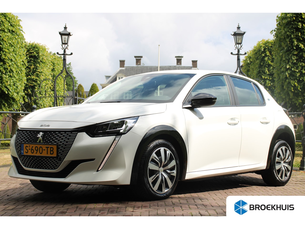 Peugeot e-208 - EV ACTIVE 50 kWh | ORIGINEEL NL! | CARPLAY | ALL SEASON | CRUISE CONTOL | CLIMATE CONTROL - AutoWereld.nl