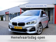 BMW 2-serie Active Tourer - 220i 192pk M Sport Aut. Pano|Leder|Sportstoelen|Cam|LMV