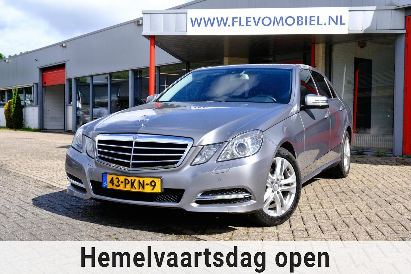 Mercedes-Benz E-klasse - 200 CGI 184pk Business Class Avantgarde Aut. Xenon|Navi|Half Leder|LMV - AutoWereld.nl