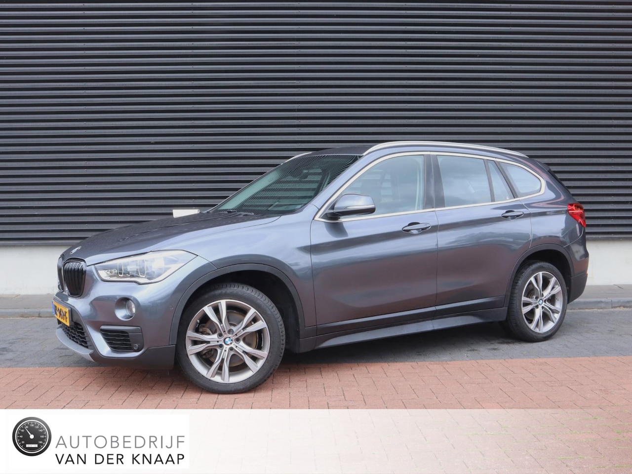 BMW X1 - sDrive20i Centennial High Executive | Clima | Cruise | Navi | Leder | Stoelverwarming | Pa - AutoWereld.nl