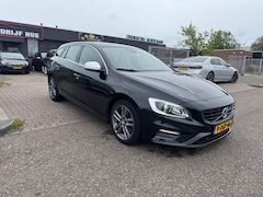 Volvo V60 - 2.0 D4 R-Design AUTOMAAT