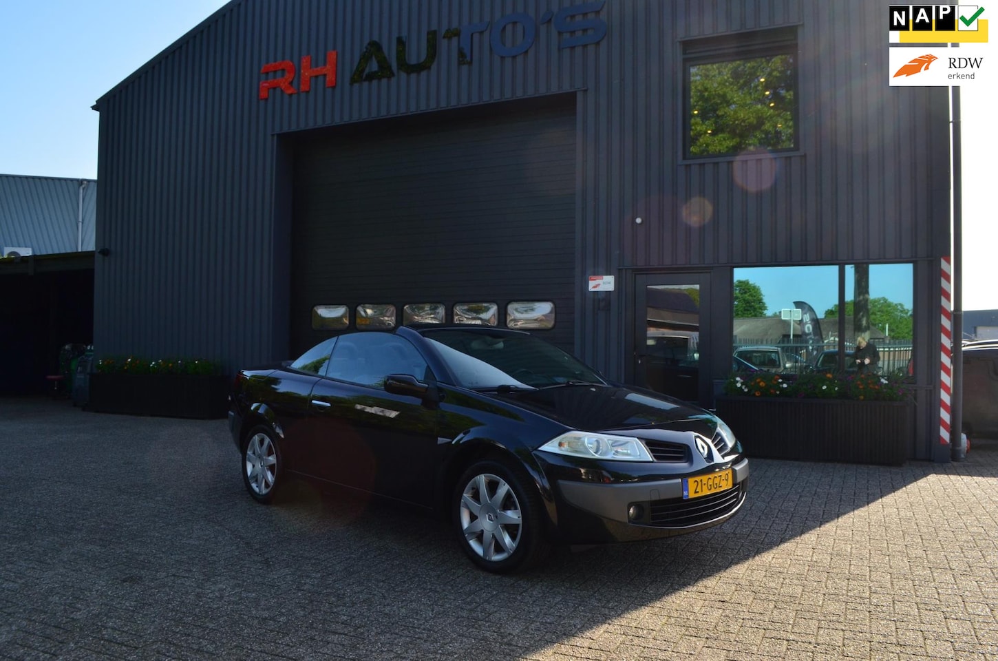 Renault Mégane coupé cabriolet - 1.6-16V Privilège Comfort | Clima | Achteruitrij camera - AutoWereld.nl