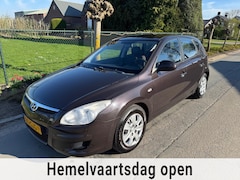 Hyundai i30 - 1.4i Active Cool Airco 5 deurs