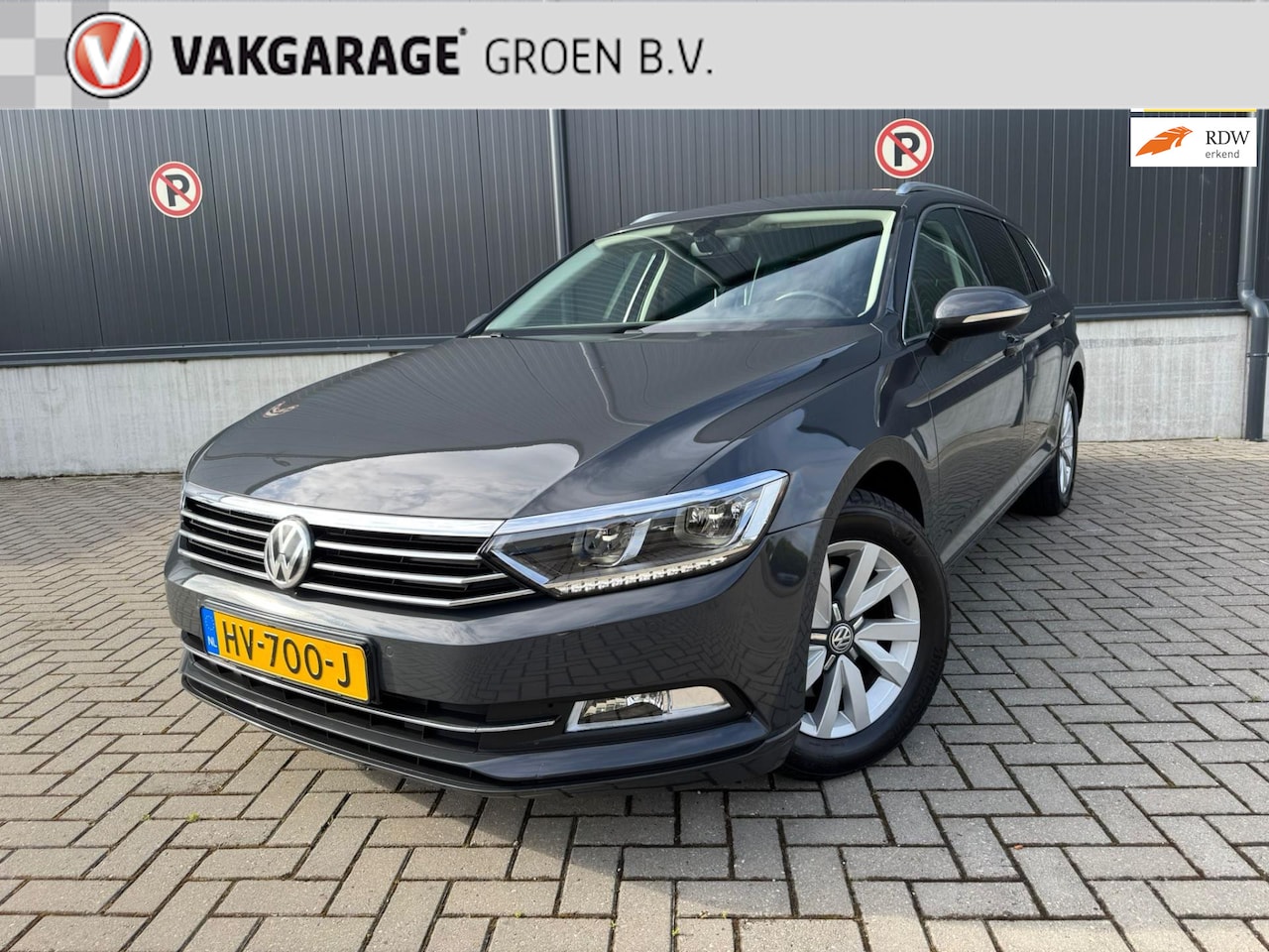 Volkswagen Passat Variant - 1.4 TSI Business Edition / climate / cruise / trekhaak / PDC v+a. ! - AutoWereld.nl