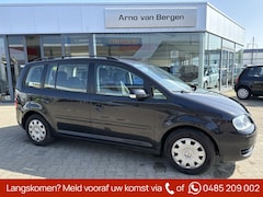 Volkswagen Touran - 1.6-16V FSI Business, airco, cruisecontrol, trekhaak, nette auto afkomstig van de 2e eigen