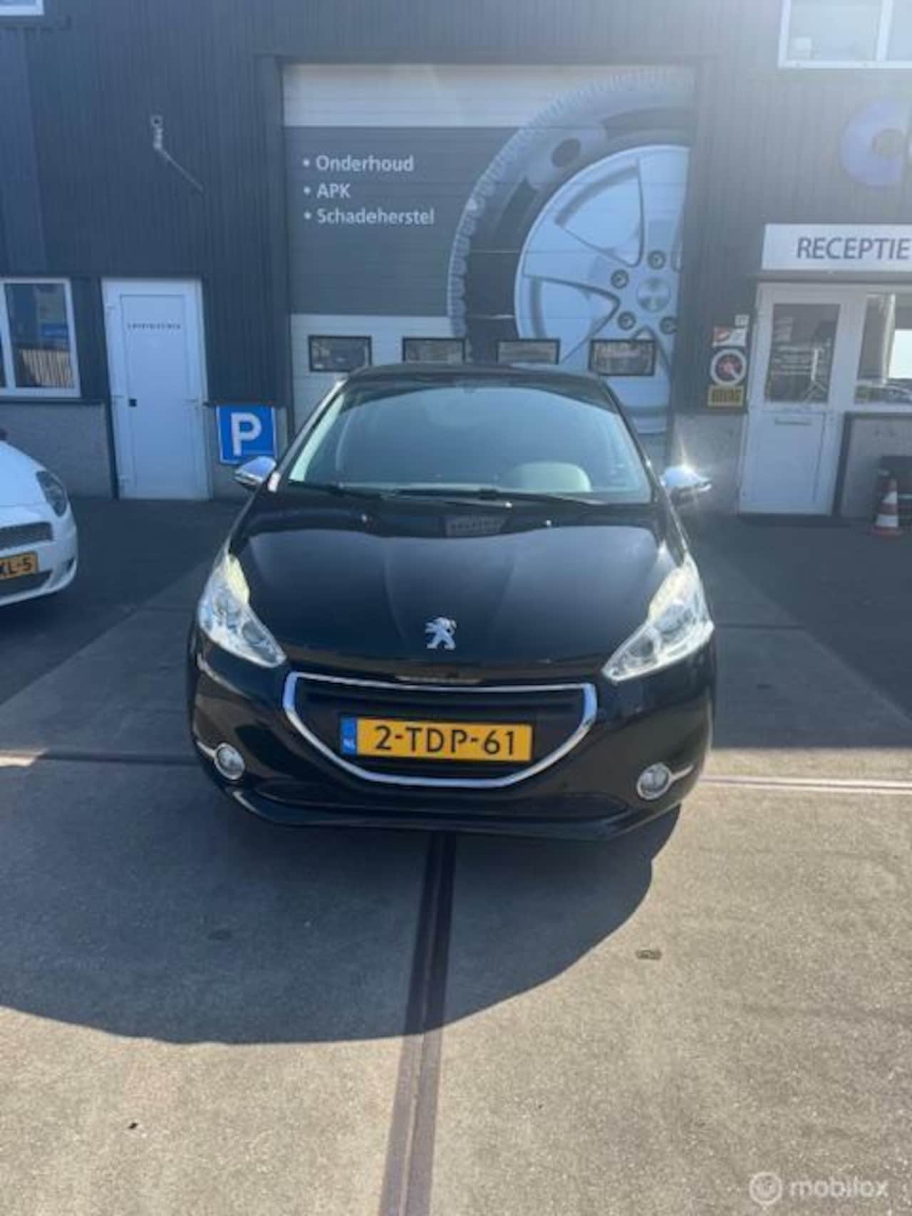 Peugeot 208 - 1.2 Vti Allure 1.2 VTi Allure - AutoWereld.nl