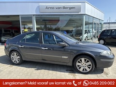Renault Laguna - 2.0-16V Business, climatronic, cruisecontrol, pdc, trekhaak, navigatie, schuif-/kanteldak