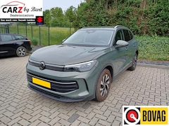 Volkswagen Tiguan - 1.5 eTSI LIFE EDITION Navi | Keyless | Camera | Stuurverwarming