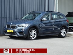 BMW X1 - sDrive18i Executive Automaat | Apple Carplay | | El. Koffer | 17"