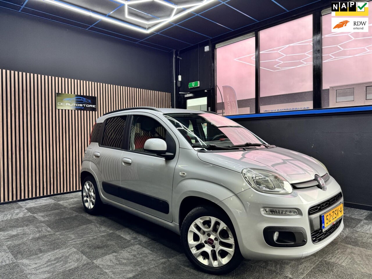 Fiat Panda - 0.9 TwinAir Sempre Airco Lm Velgen Zeer nette Auto 108000km!!! - AutoWereld.nl