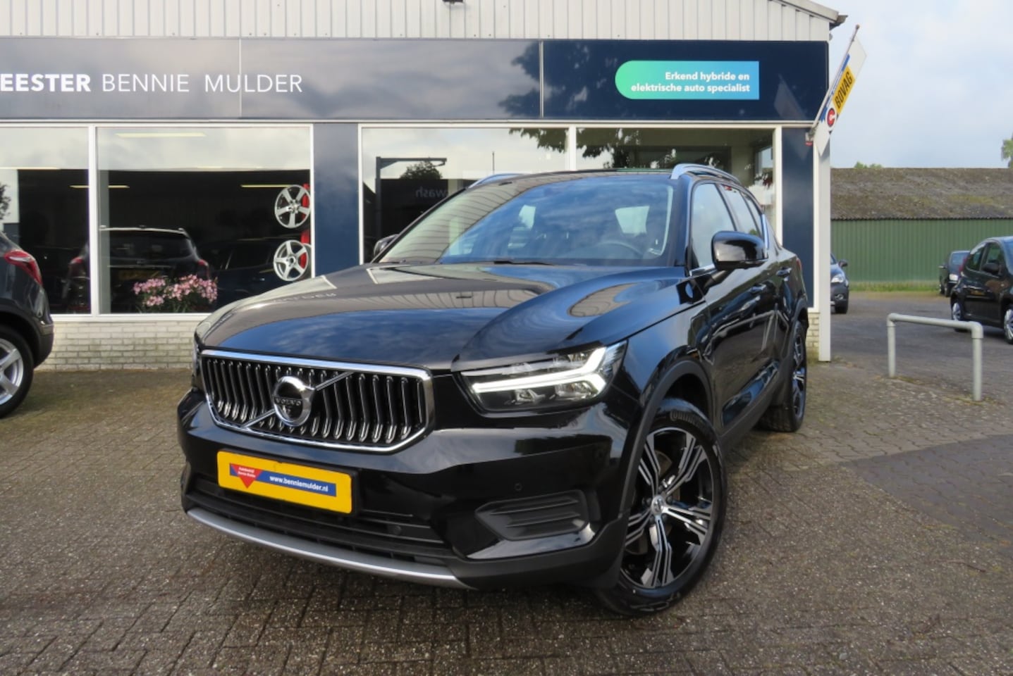 Volvo XC40 - 1.5 T4 Recharge Inscr. Expr. LED / 360 CAMERA / 19 INCH - AutoWereld.nl