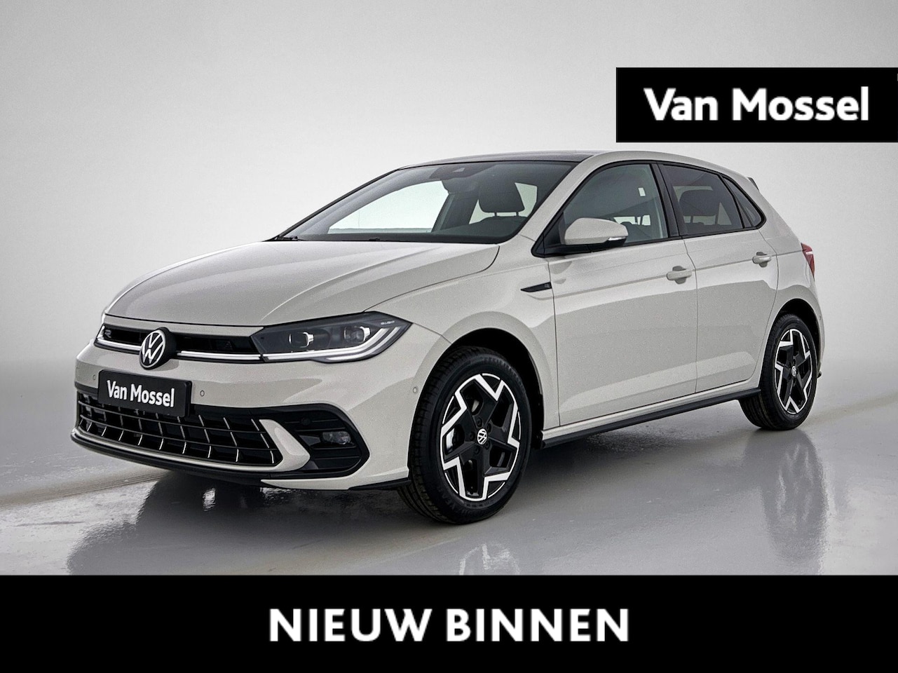 Volkswagen Polo - 1.0 TSI R-Line Edition 95 PK | R-Line | Automaat | Panoramadak | Camera | LED Matrix | Cli - AutoWereld.nl