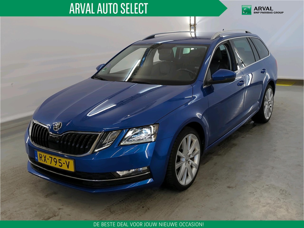 Skoda Octavia Combi - 1.0 TSI 116pk Greentech Style Business | Tech Pakket | Leder | Trekhaak | Navi & CarPlay | - AutoWereld.nl
