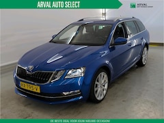 Skoda Octavia Combi - 1.0 TSI 116pk Automaat Style Business | Tech Pakket | Leder | Trekhaak | Navi & CarPlay |