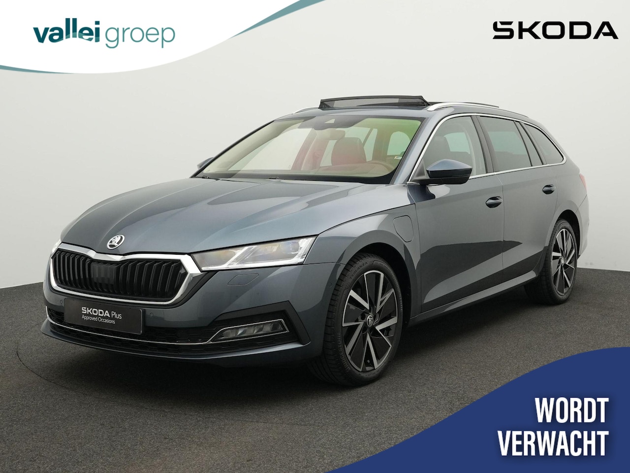 Skoda Octavia Combi - Style 1.4 TSI 204 pk iV DSG PHEV | Panoramadak | Trekhaak | Geheugenstoelen | Leder/alcant - AutoWereld.nl