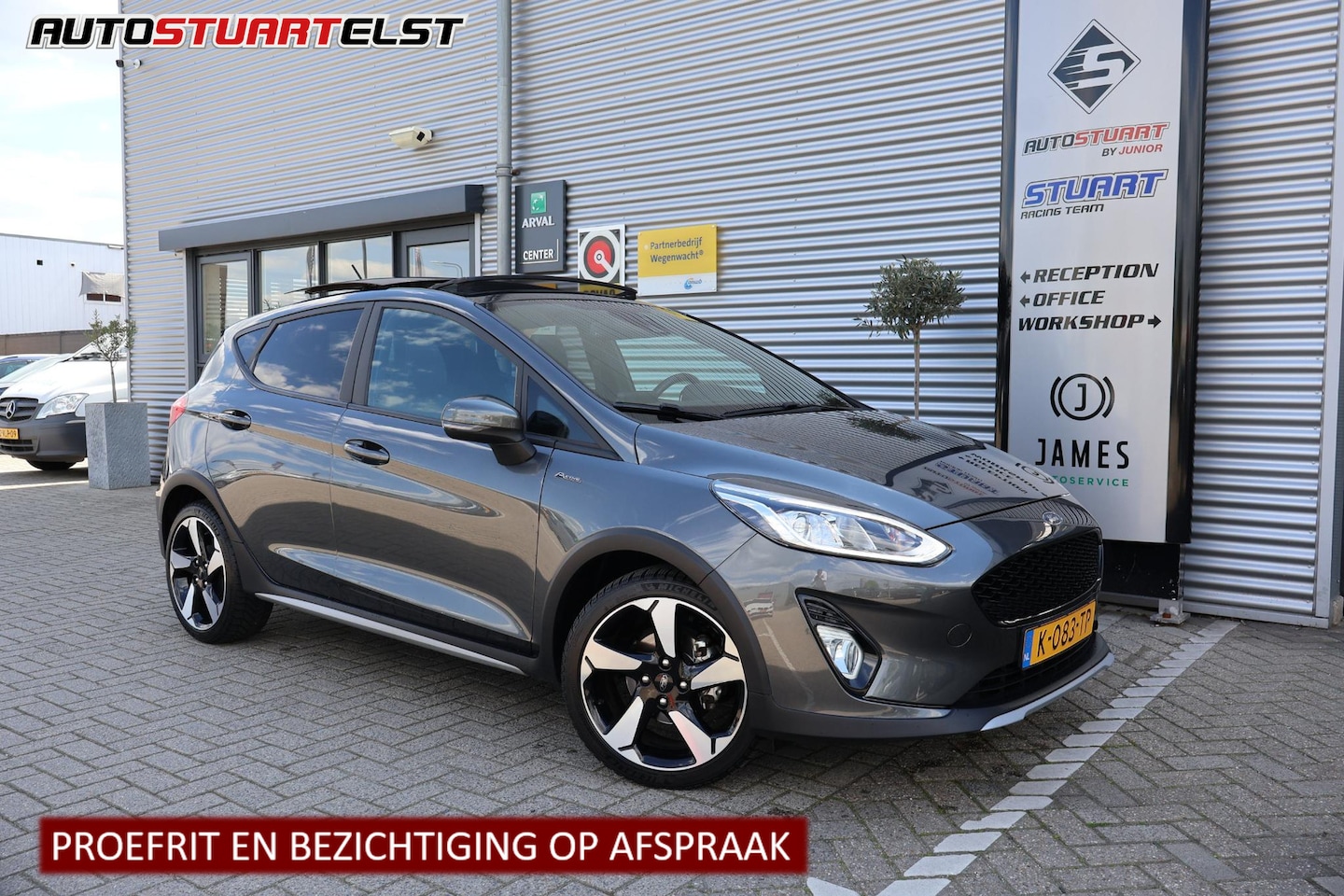 Ford Fiesta - 1.0 EcoBoost Hybrid Active X Pano | Stoel/Stuur Verwarming | Keyless | Navi | PDC | Carpla - AutoWereld.nl