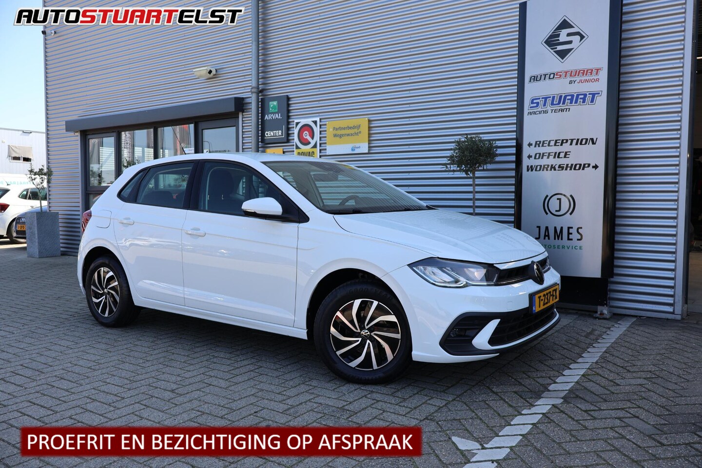 Volkswagen Polo - 1.0 TSI Life IQ Drive | Stoelverwarming | Virtual Cockpit | Navi&Carplay Ready | Ad Cruise - AutoWereld.nl