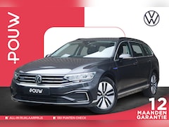 Volkswagen Passat Variant - 1.4 TSI 218pk PHEV GTE Business | SoH 95% | Navigatie | Achteruitrijcamera | Ergonomische