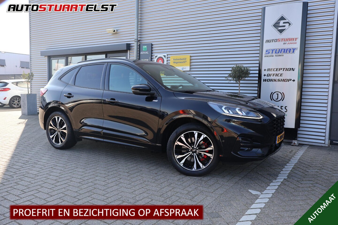 Ford Kuga - 2.5 PHEV ST-Line X Camera | WinterPack | Trekhaak | Navi | PDC | 2 Zones Airco | 2 Laad Ka - AutoWereld.nl