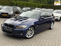 BMW 3-serie Touring - 320i High Executive|Nieuwe Ketting|Xenon|Half Leder|Groot Navigatie|Cruise control|Climate