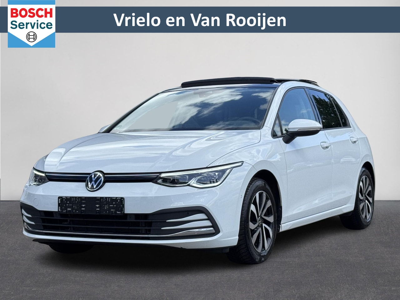 Volkswagen Golf - 2.0 TDI Active | Pano | Stoel + Stuurverwarming | ACC | HUD | Navi | Camera | Trekhaak |( - AutoWereld.nl