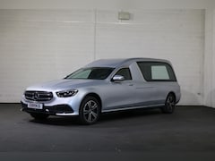 Mercedes-Benz E-klasse - E220 D 4Matic Glaswagen 3-deurs Begrafeniswagen (nieuwe ombouw)