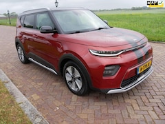 Kia e-Soul - ExecutiveLine 64 kWh LEATHER CLIMA NAVI * 13999 NETTO