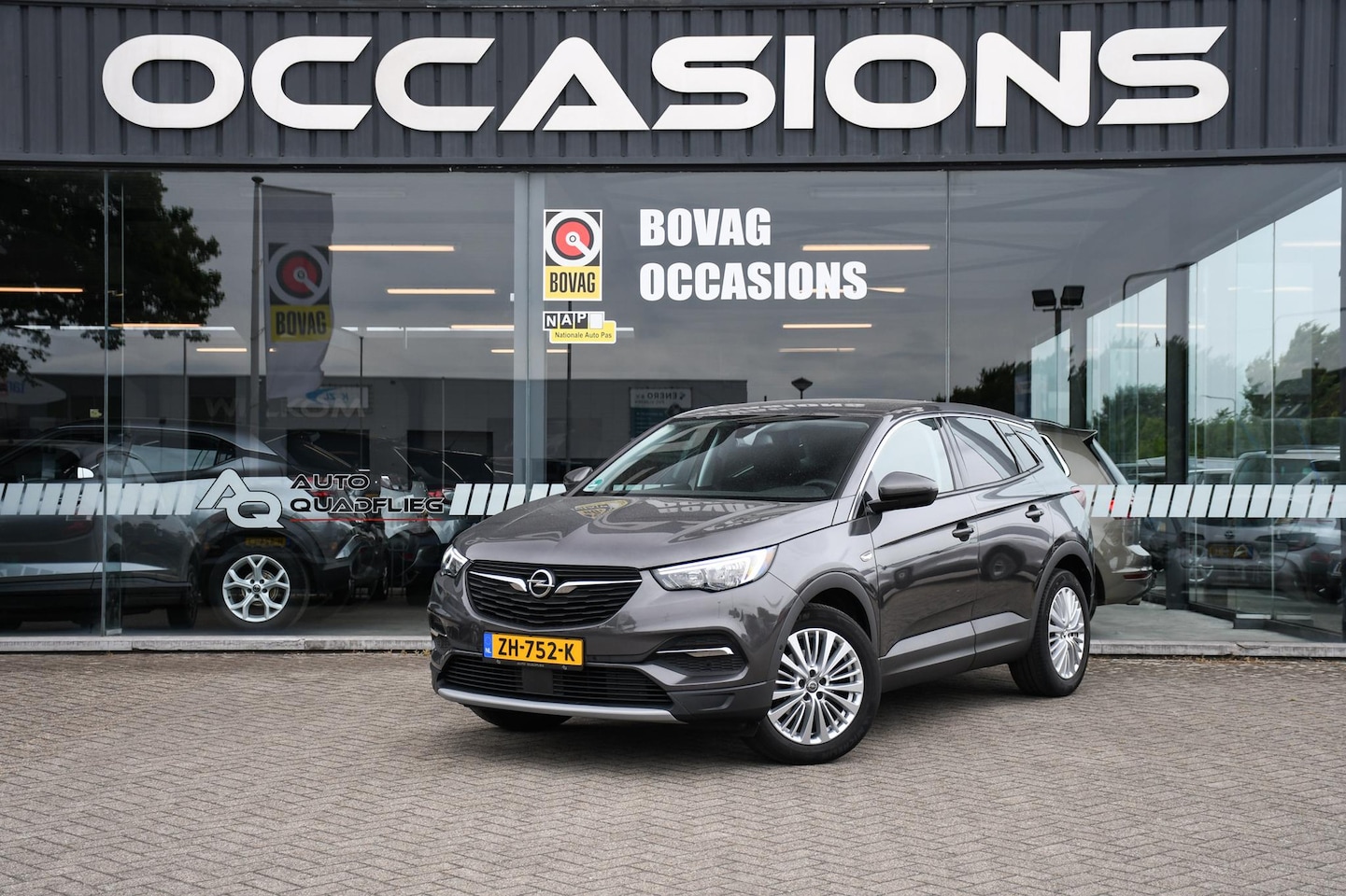 Opel Grandland X - 1.2 Turbo Business Executive APPLE CARPLAY/ DAB - AutoWereld.nl