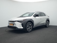 Toyota bZ4X - Dynamic 71 kWh binnen
