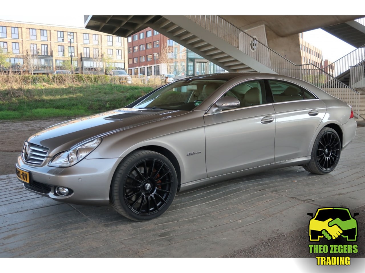 Mercedes-Benz CLS-klasse - 500 V8 motor met 388 pk - AutoWereld.nl
