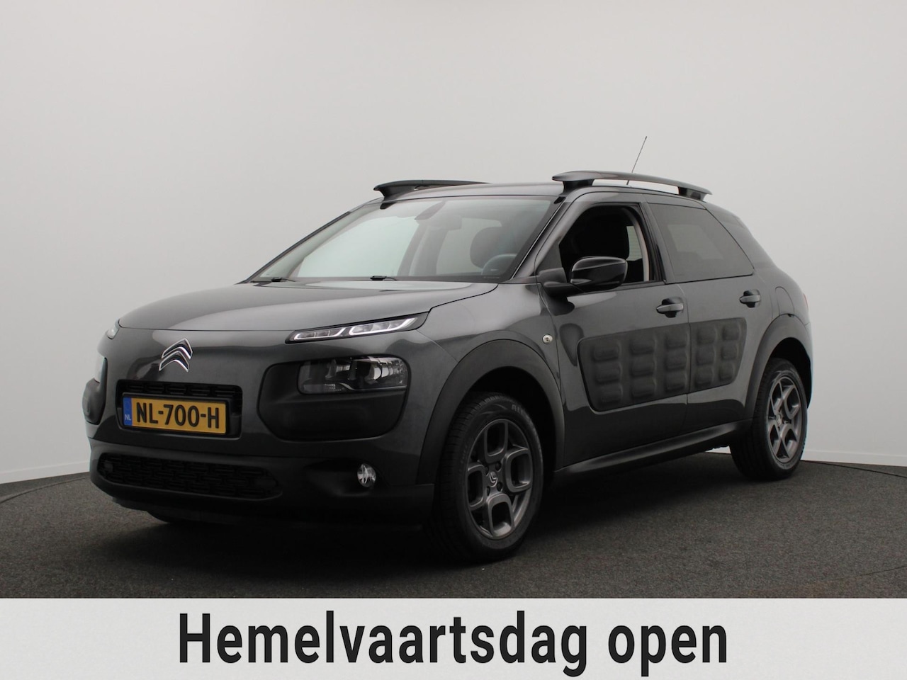 Citroën C4 Cactus - 1.2 PureTech Business Plus Trekhaak Navigatie Climate/control - AutoWereld.nl