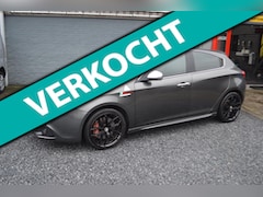 Alfa Romeo Giulietta - 1.7 TBi Quadrifoglio Verde Airco Leer RVS Uitlaat