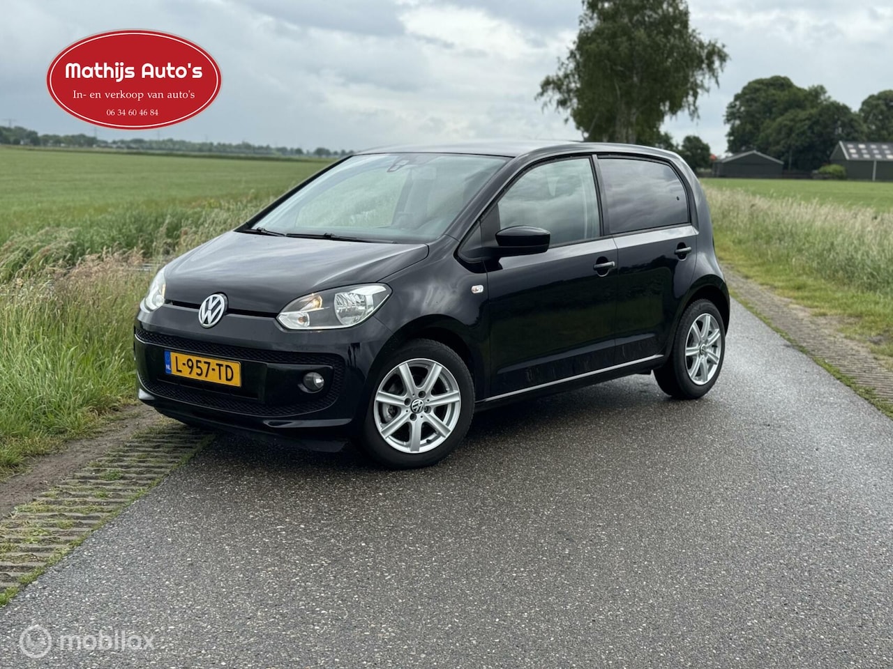 Volkswagen Up! - 1.0 up! Edition BlueMotion Airco Cruise control! PDC! - AutoWereld.nl