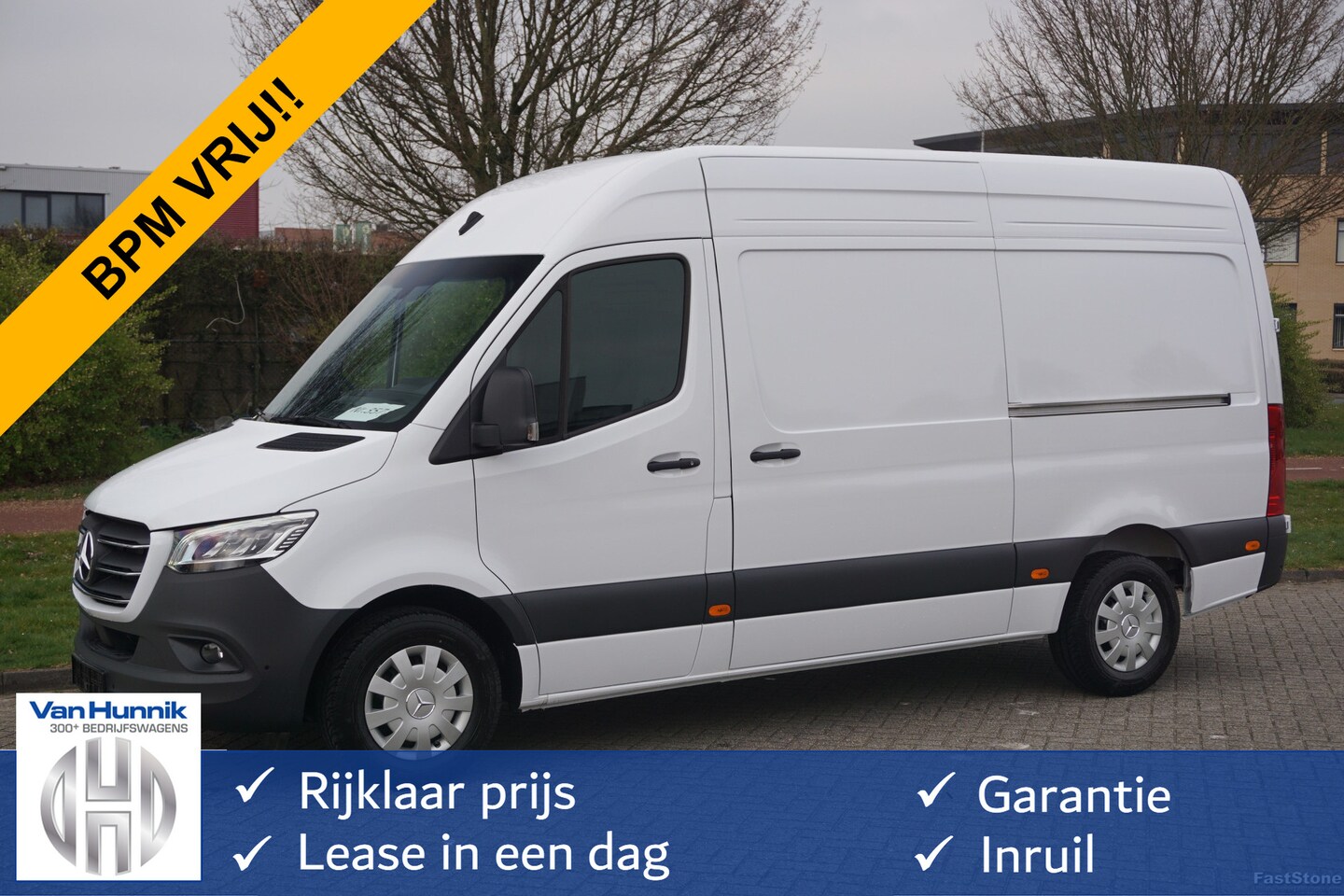 Mercedes-Benz Sprinter - 317CDI Pro L2H2 BPM VRIJ!! 10.25" Mbux, Gev. Stoel, 3.5T Trekhaak, LED 2x Schuifdeur!! NR. - AutoWereld.nl