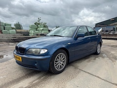 BMW 3-serie - 325i Executive benzine automaat *apk verlopen