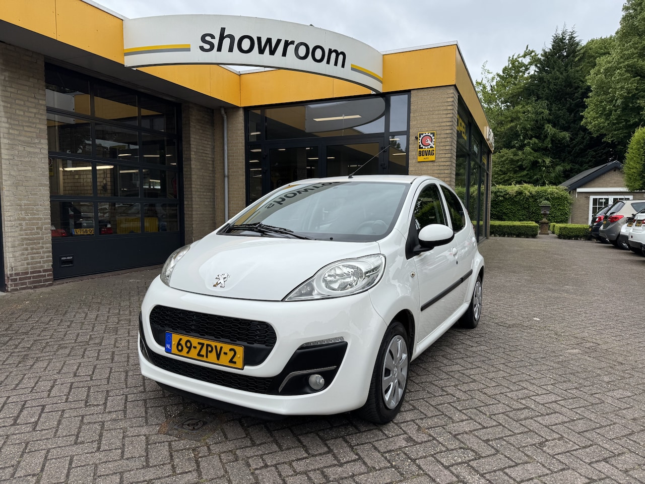 Peugeot 107 - 1.0 Active 5drs Airco - AutoWereld.nl